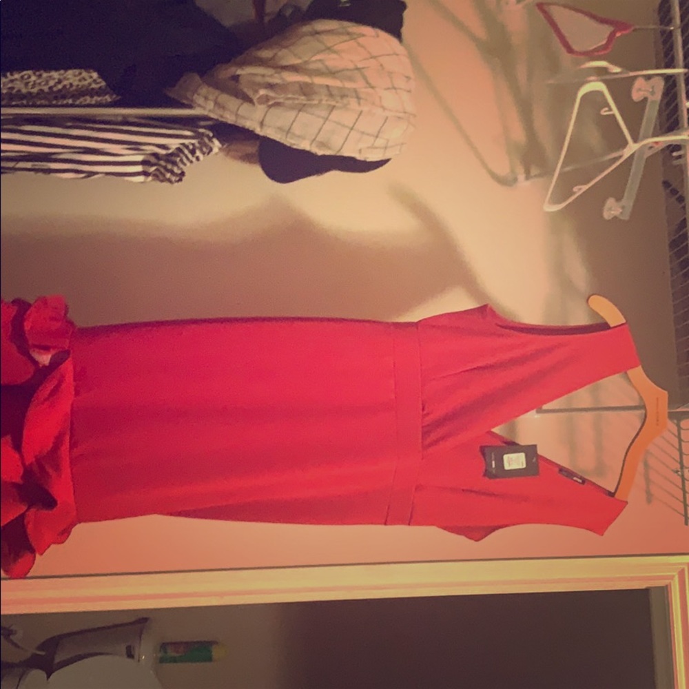 Red midi formal/semi formal dress ruffle detail 1x